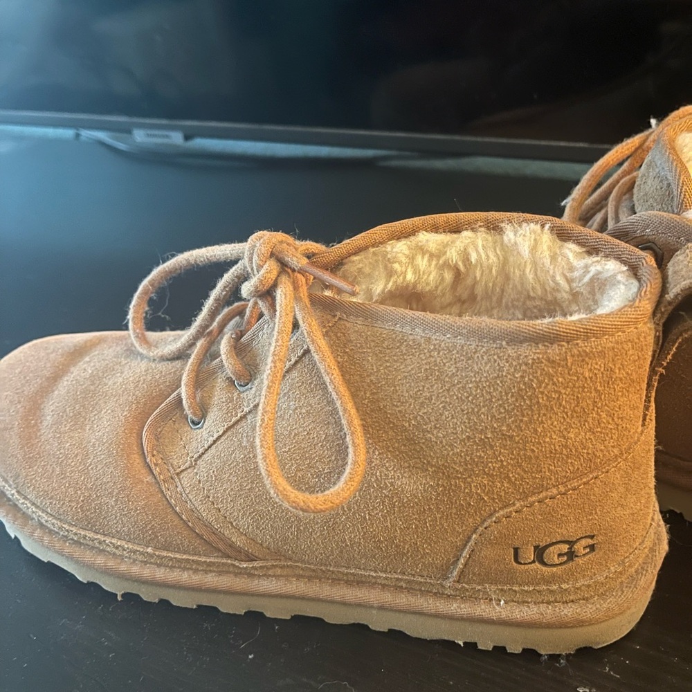UGG Chestnut Neumel Boots